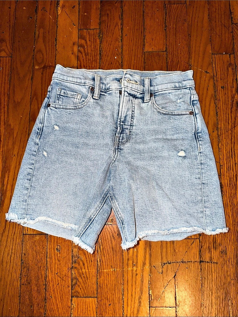 Old Navy Boyfriend Distressed Denim Jean Shorts Blue Size 0